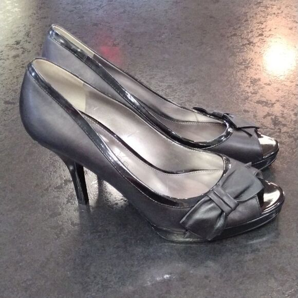 Marc Fisher heels - Picture 2 of 5